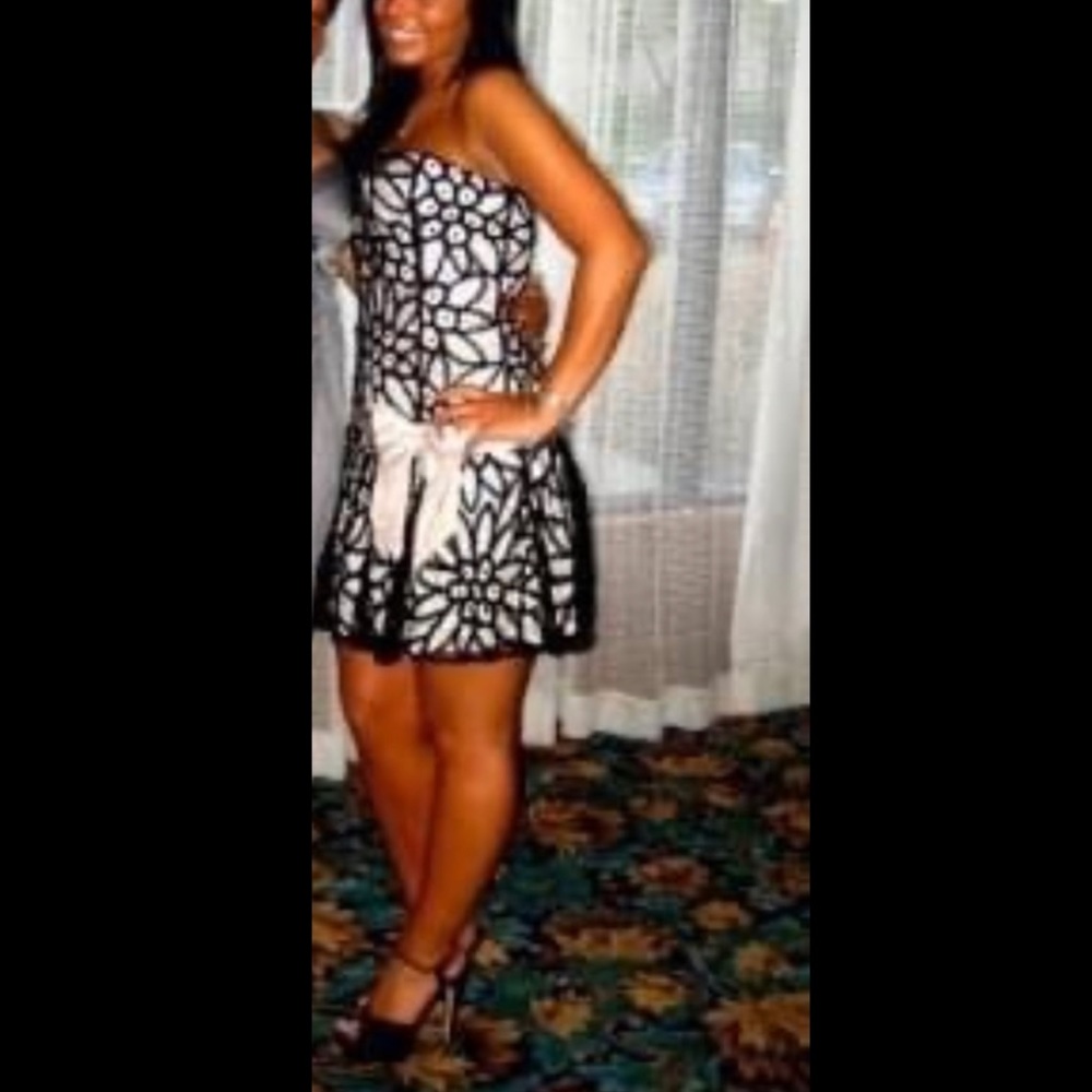 BETSEY JOHNSON DRESS 🎀